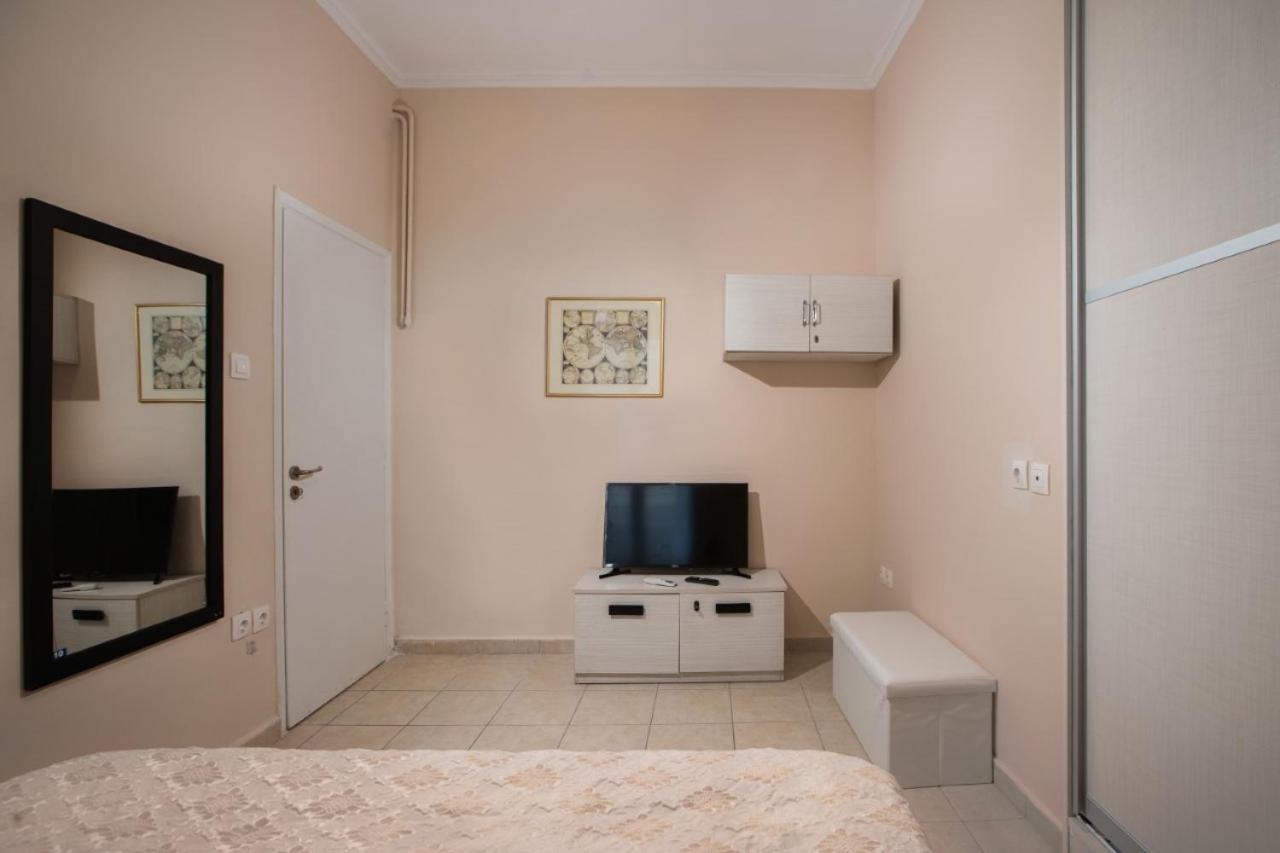 Apartment In The Centre Of Athina Athen Exterior foto